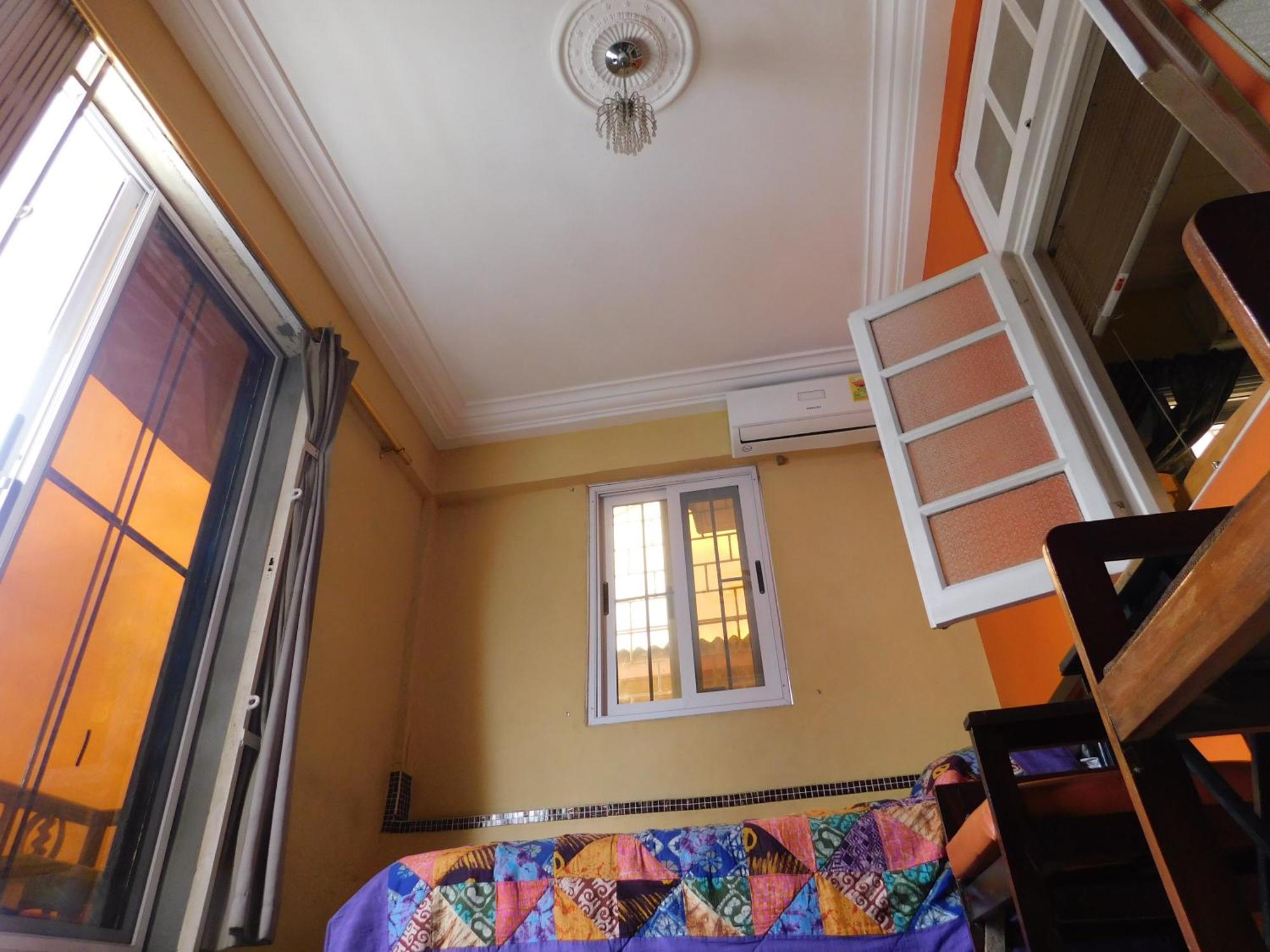 Jesiwa B'S Little Palace Accra Exterior foto